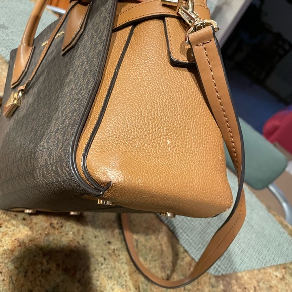 This bag has been used three times excellent condition - Picture 6 of 13